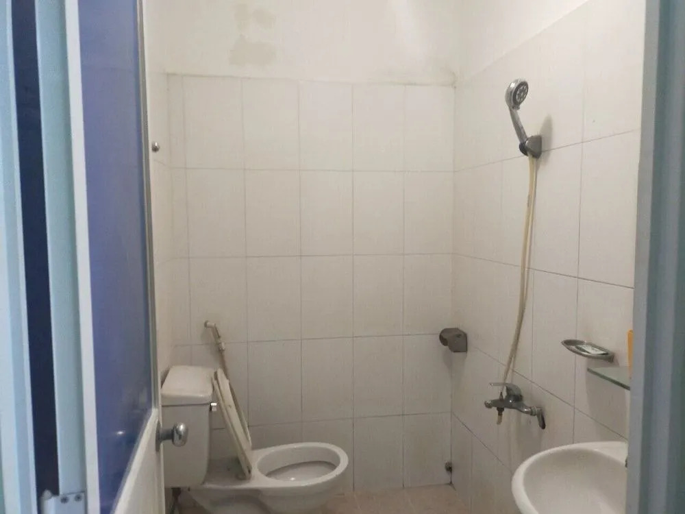 OYO 752 Mat Troi Vang
