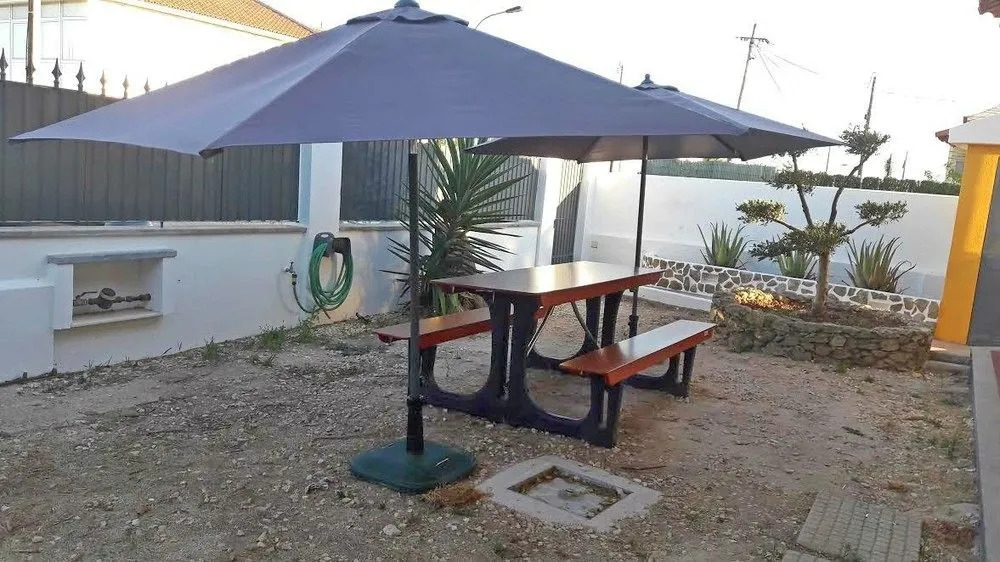 卡尔卡维罗自助乡村旅馆(Help Yourself Hostels Carcavelos Country)