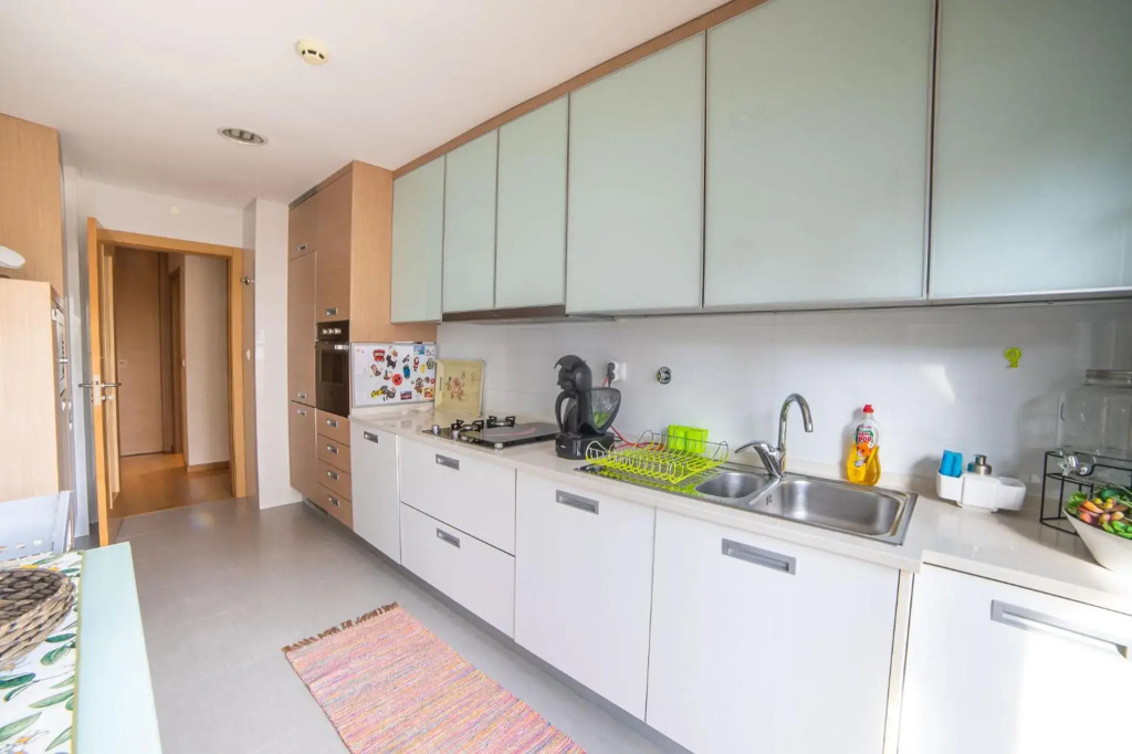 Lovely apartment near airport and Nations Park, with garage
