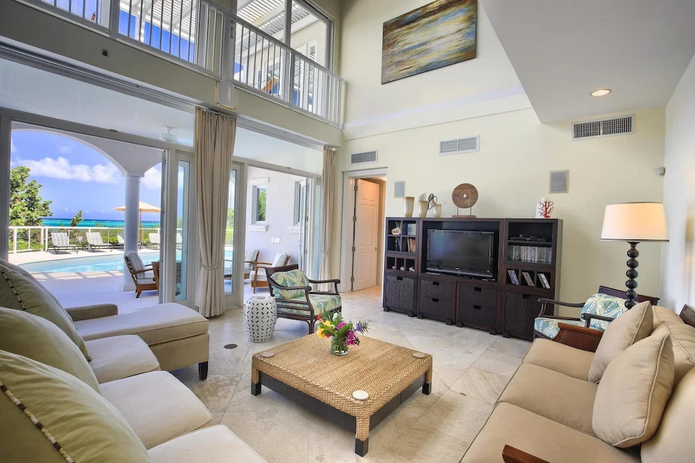 Cobalt Villa - Four Bedroom Home