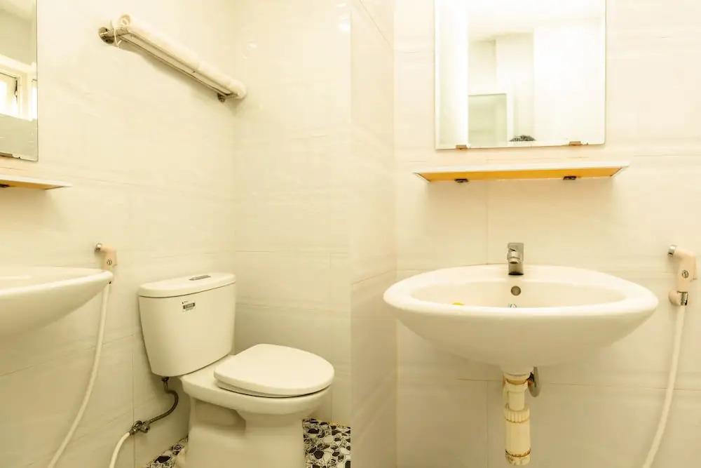 Oyo 621 Hoang Truong Hotel