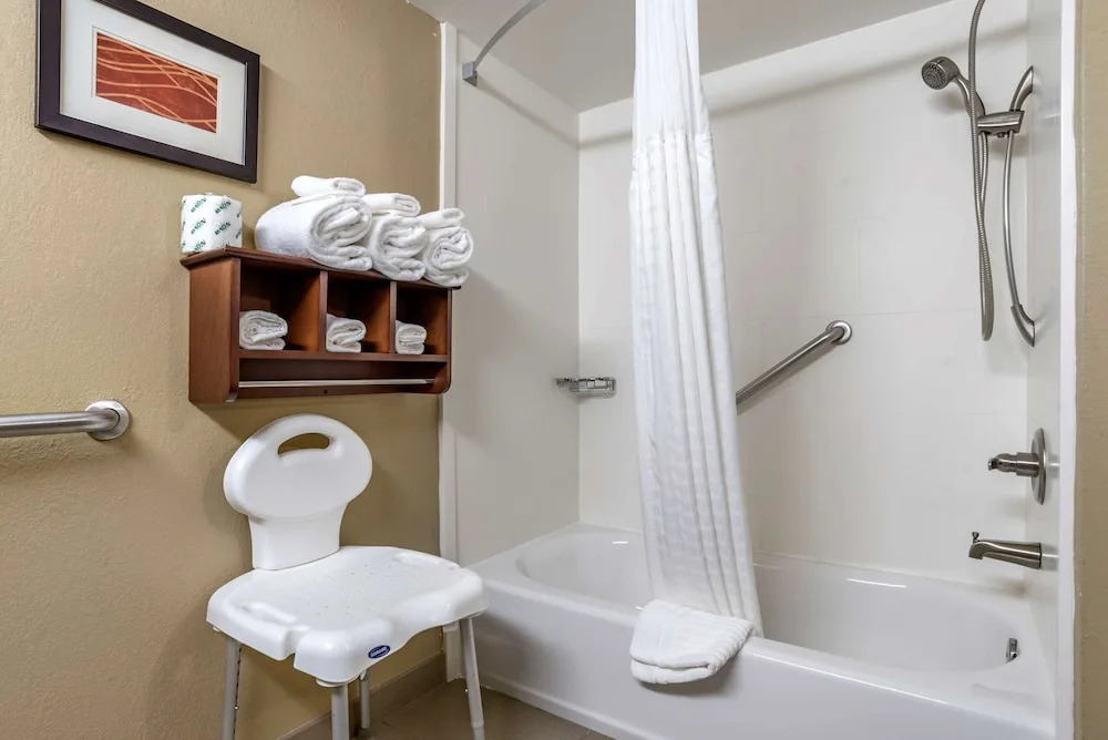 Comfort Inn And Suites