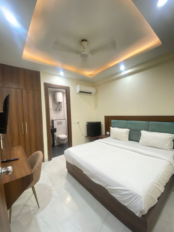 Hotel Air Admire - IGI Airport Delhi