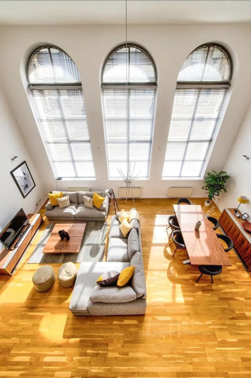 Stunning 2 Bed Apt in Merchant City With Parking