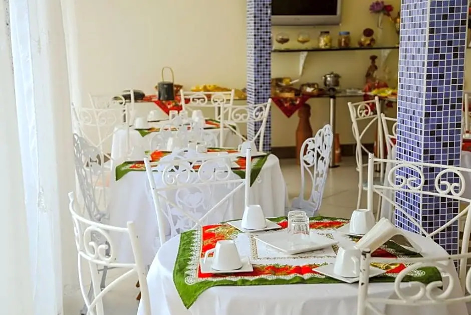 Pousada Marymar Suites