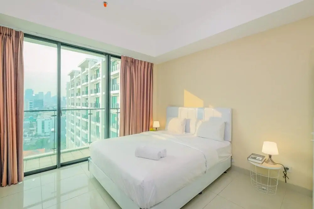 Nice And Elegant Studio Apartment At Nine Residence
