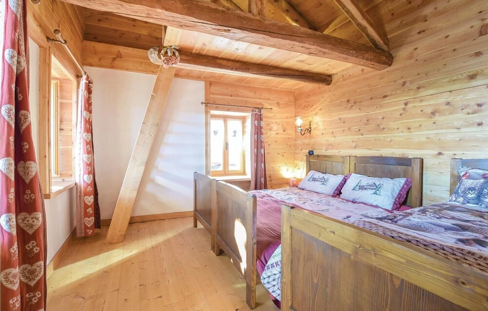 Lovely Home In Lamonbl With Wifi