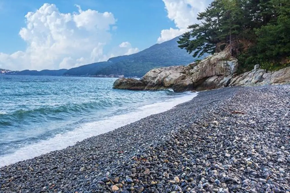 Geoje Lilac Pension