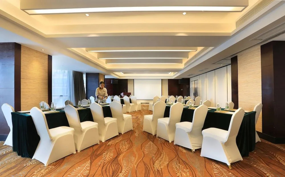 Relax Life Hotel Guangzhou Science City