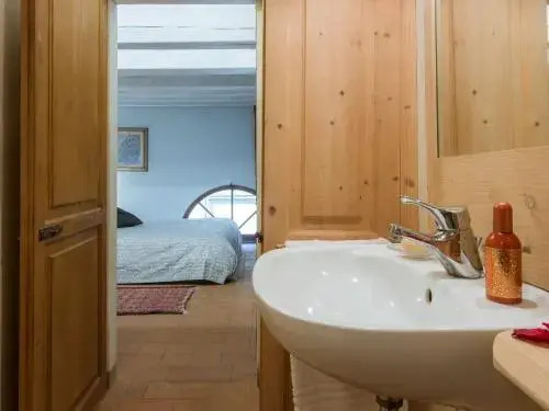 Charming and cozy apartment via Maggio