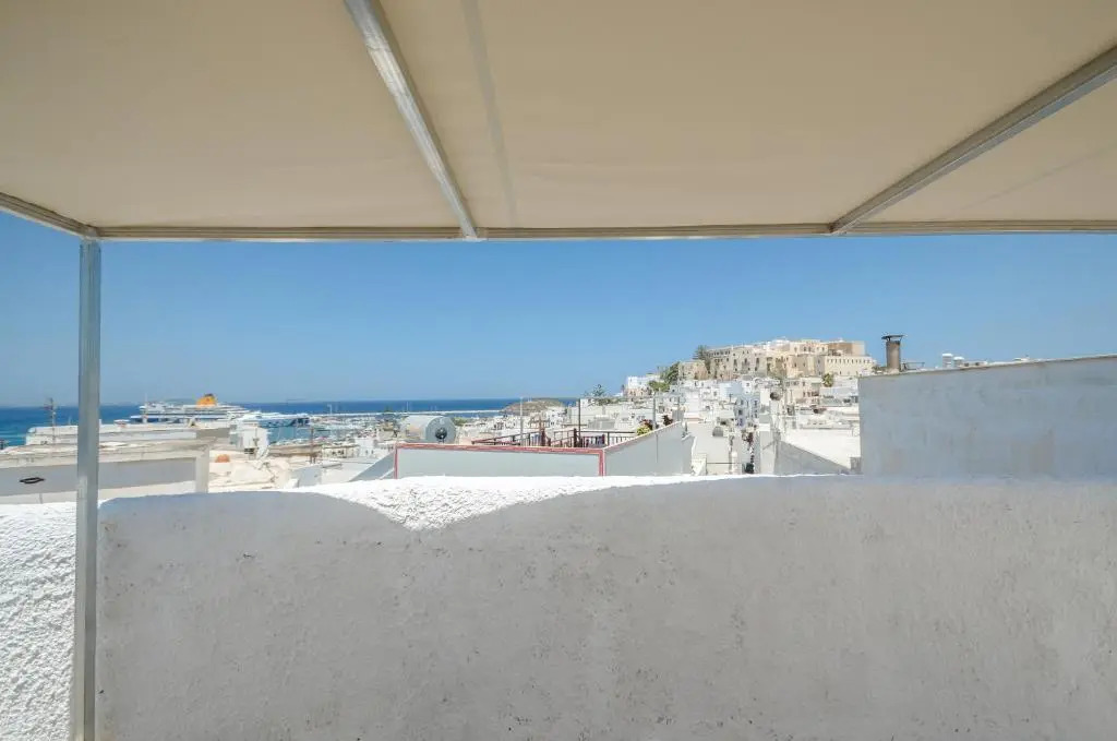 Naxos Center Houses
