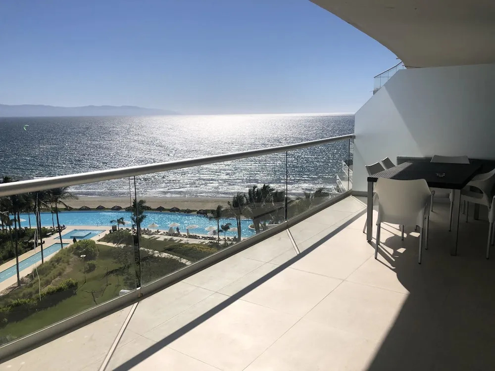 Ocean Front Condo Nuevo Vallarta