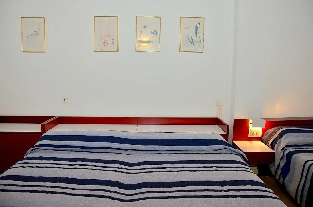Beachfront Two-room Apartment-beahost
