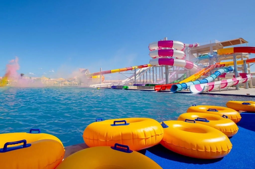 Pickalbatros Sea World Resort - Marsa Alam- "Aqua Park"