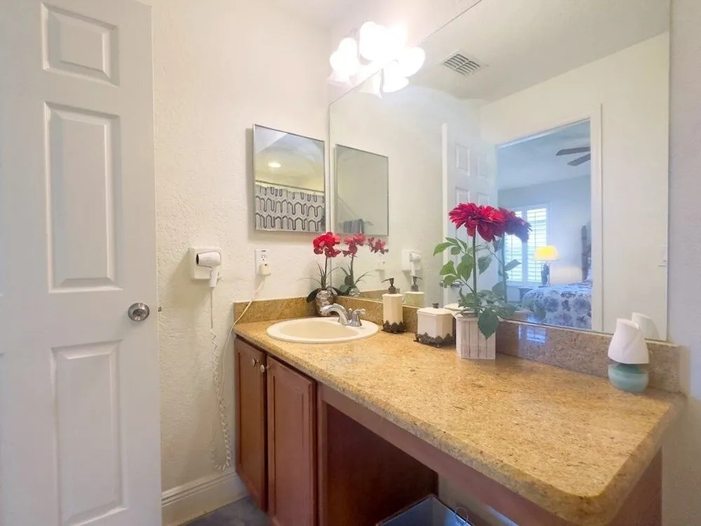 Amazing 4 Bd Home Near Disney 4 Bedroom Townhouse By Redawning