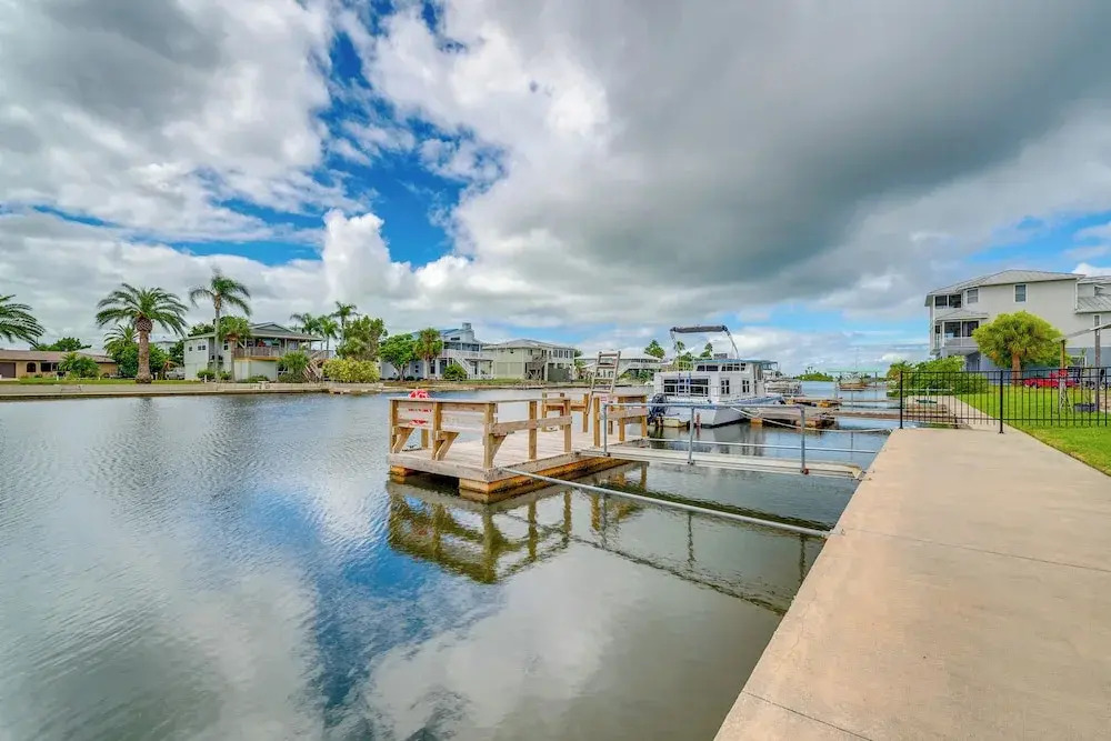 Hernando Beach Waterfront Home w/ Boat Dock & Deck
