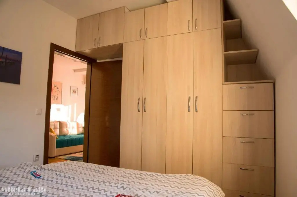 Sunny 412 apartment