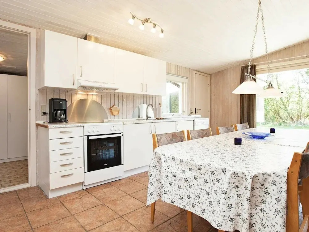 Quaint Holiday Home in Dannemare With Whirlpool