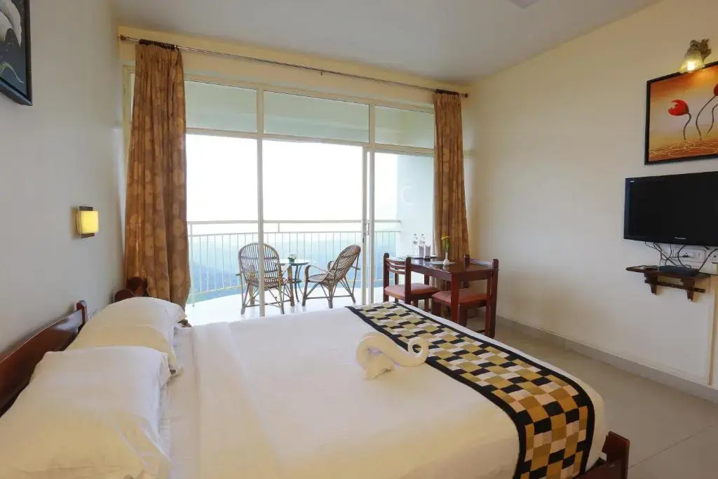 The Cliff Resort, Munnar