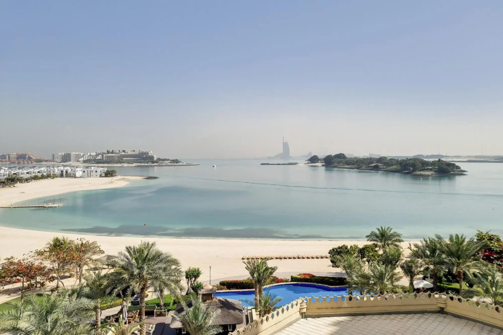 Palm Jumeirah - Shoreline 6 510