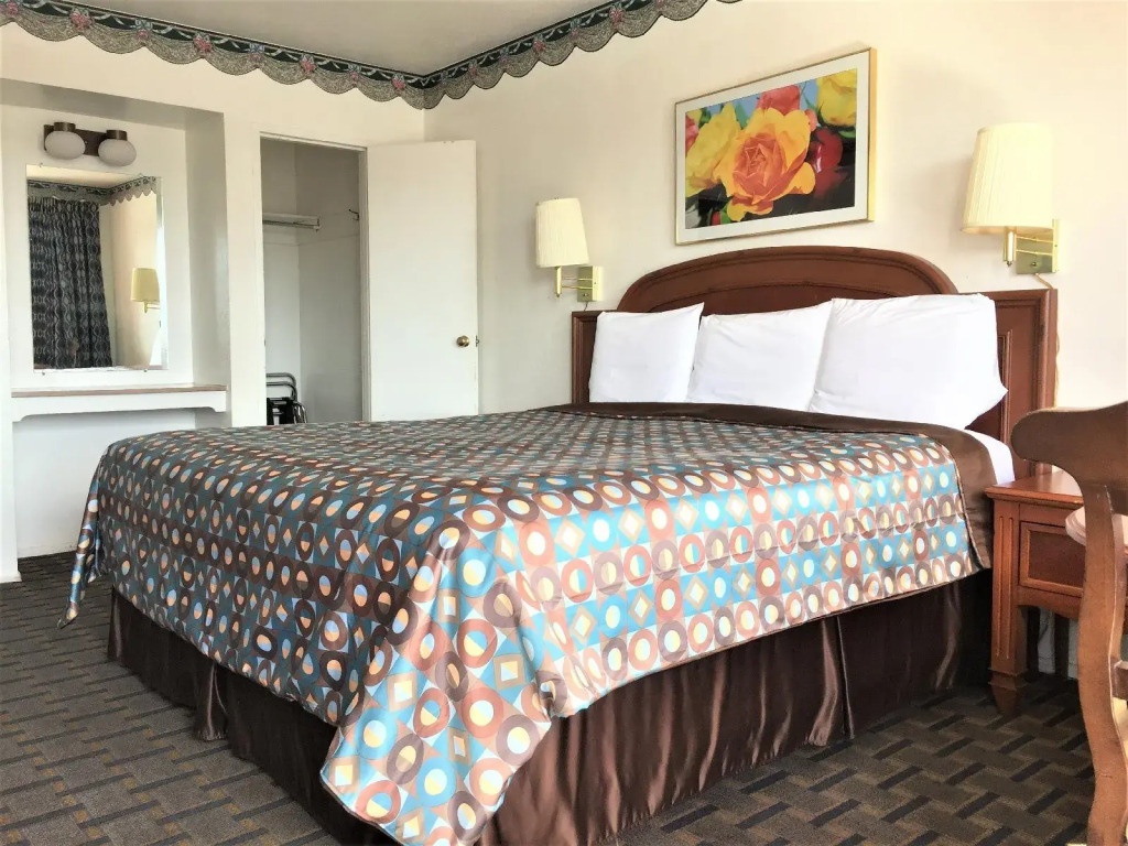 Ramblin Rose Motel