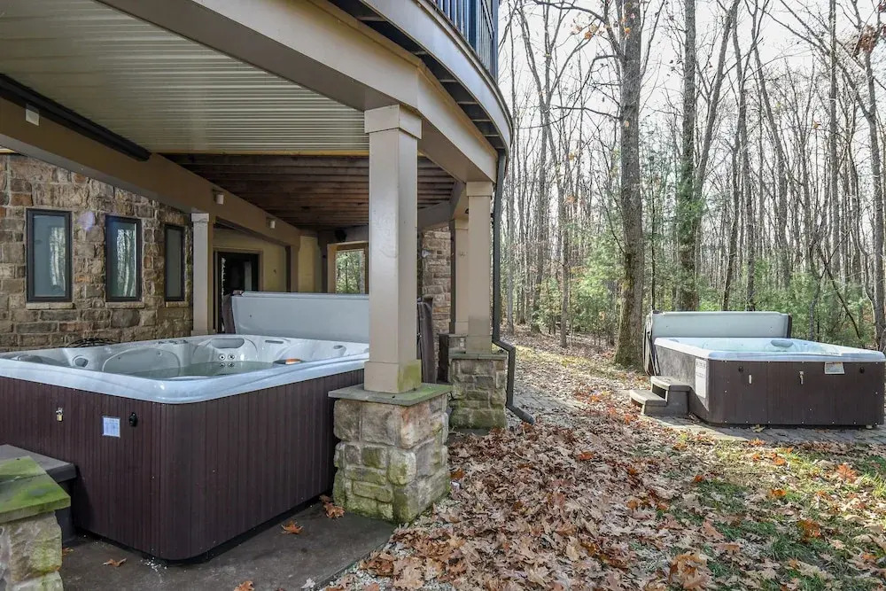 Woodland Chalet 8 Bedroom House
