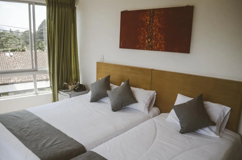 Llanogrande Airport by Bernalo Hotels
