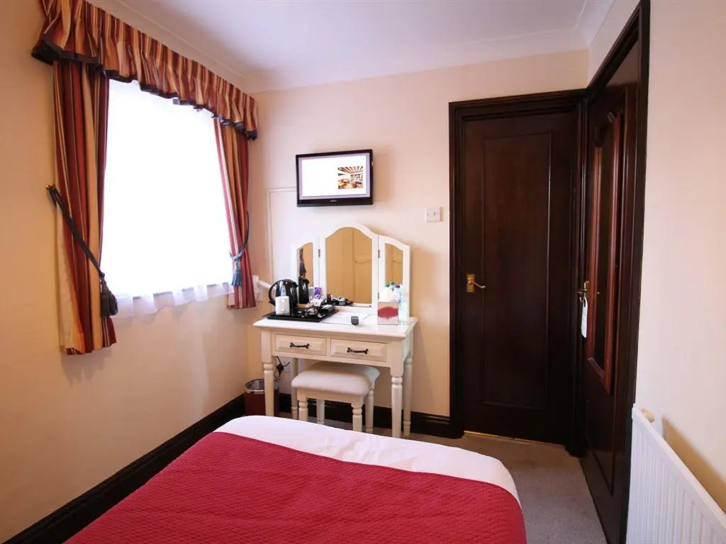 Pilgrims Hotel