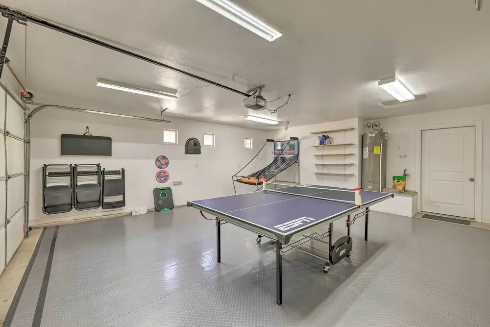 Modern Page Retreat w/ View, 9 Mi to Wahweap Beach