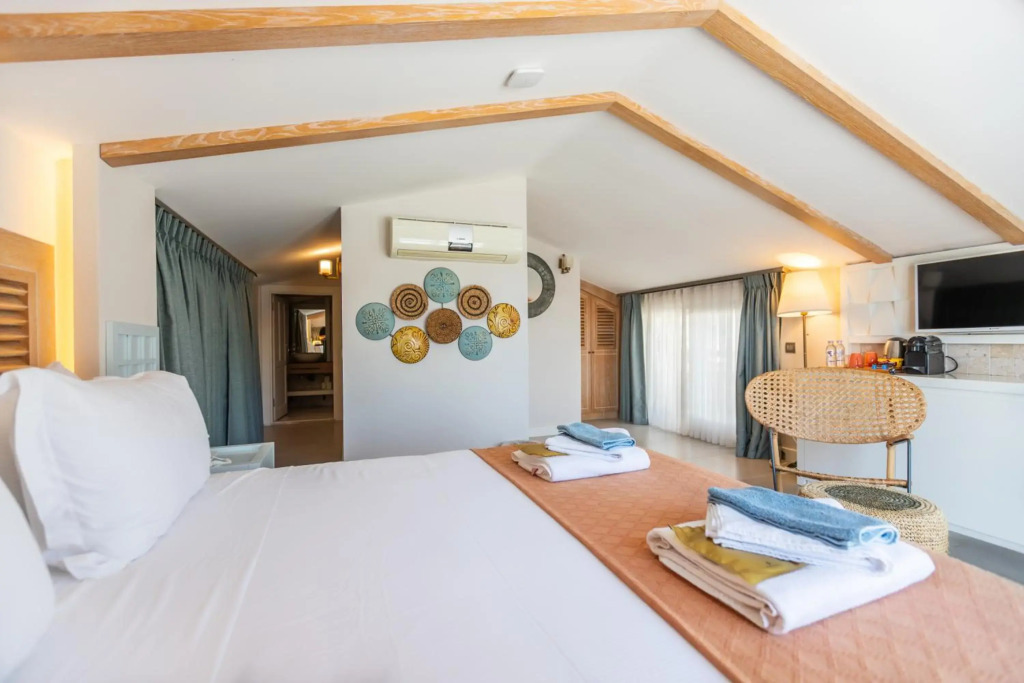 Kalkan Saray Suites Hotel