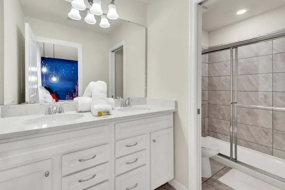 3624ll · Brand New Luxury 8BR Villa in Windsor Island