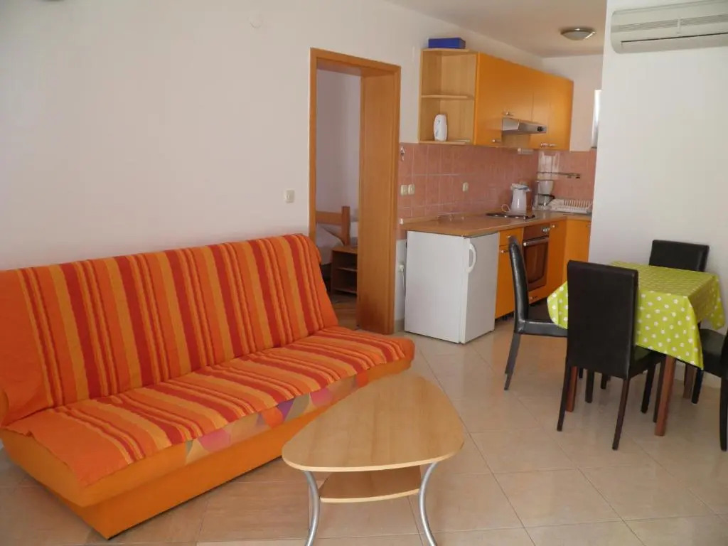 Apartments Pintar Zarok