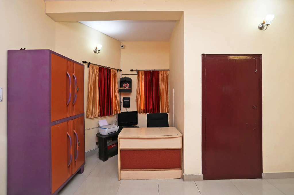 OYO Flagship 13524 Swapan Guest House