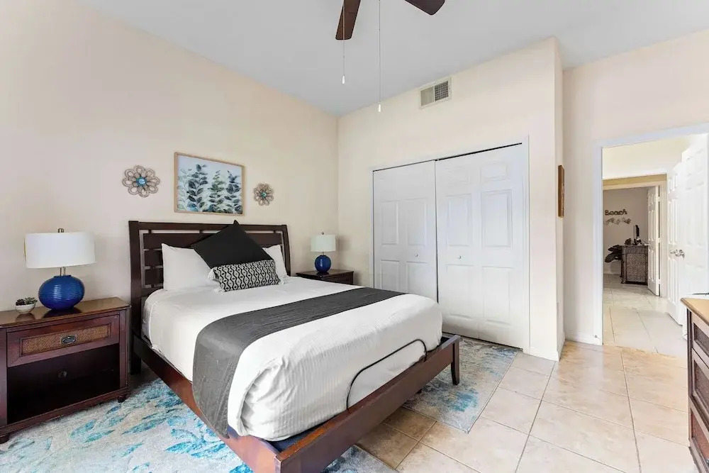 Cozy Cove Caribe Escape for 8!