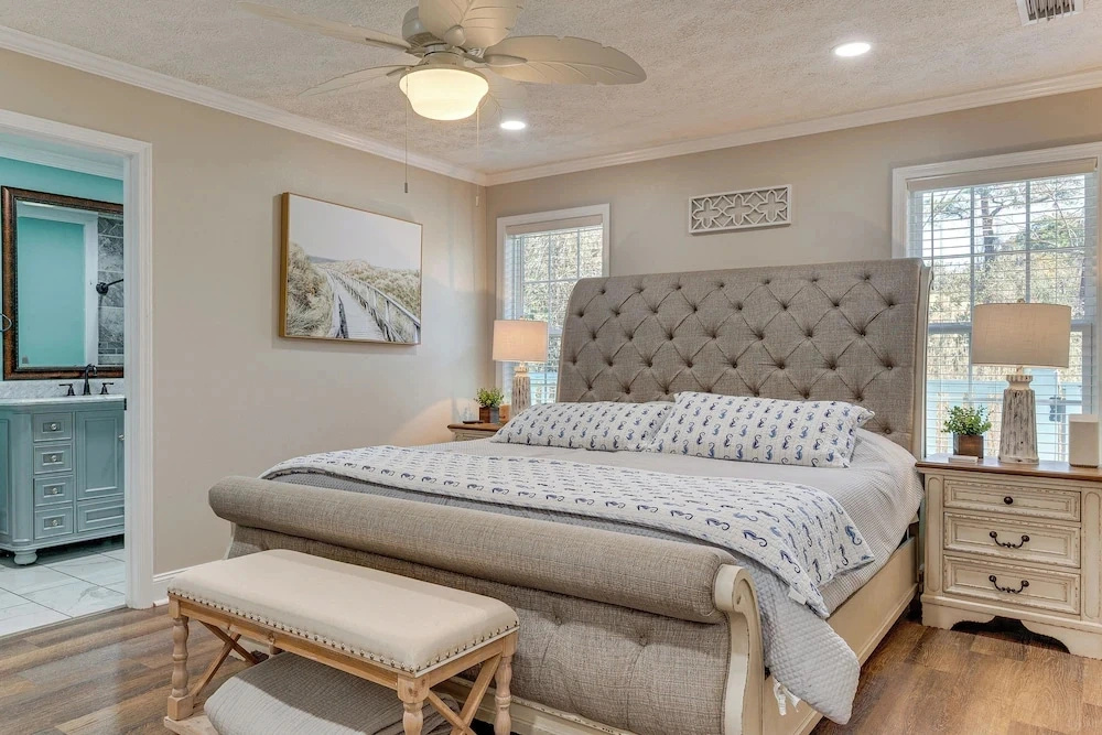 Beaches, Fishing & More! Home on Dauphin Island