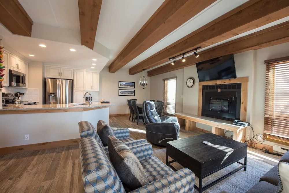 Recently Remodeled Ski Lodge Styled Plaza Condo - No Cleaning Fee! by RedAwning