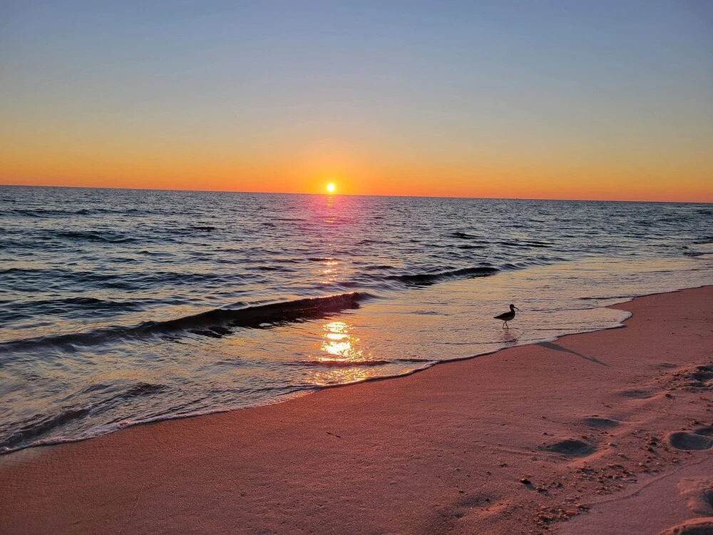 Recently Renovated 2bd, Sleeps 6 Pinnacle Port, W/ Boat Ramp 2 Bedroom Condo by RedAwning