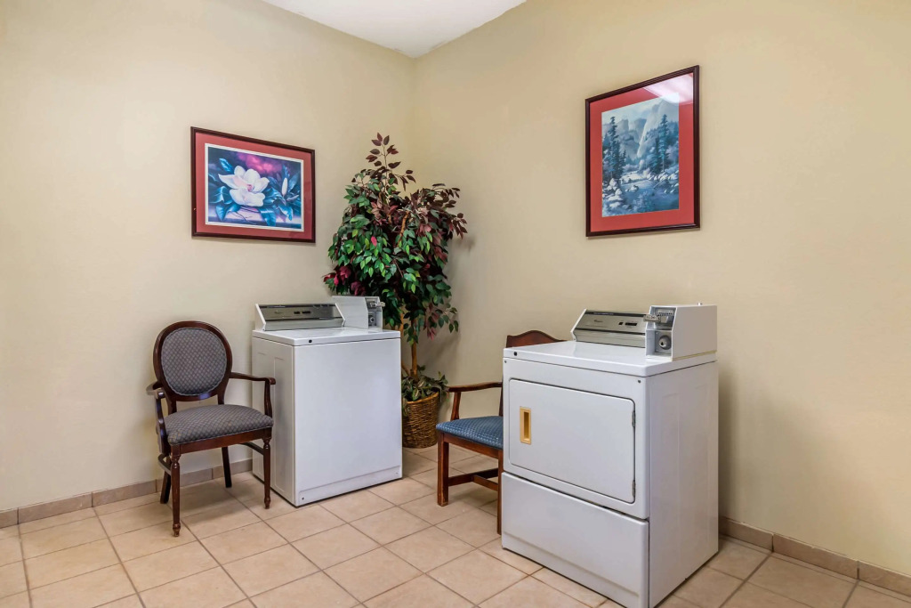 Comfort Suites - Jefferson City