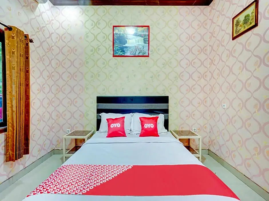 OYO 90088 Hotel Mandiri Juanda