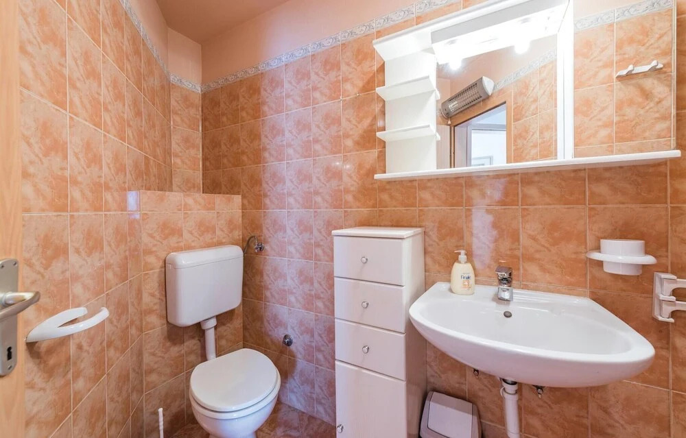 Stunning Home in Bonaci With Wifi and 3 Bedrooms
