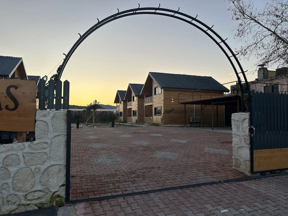 Ercan Baba Villas