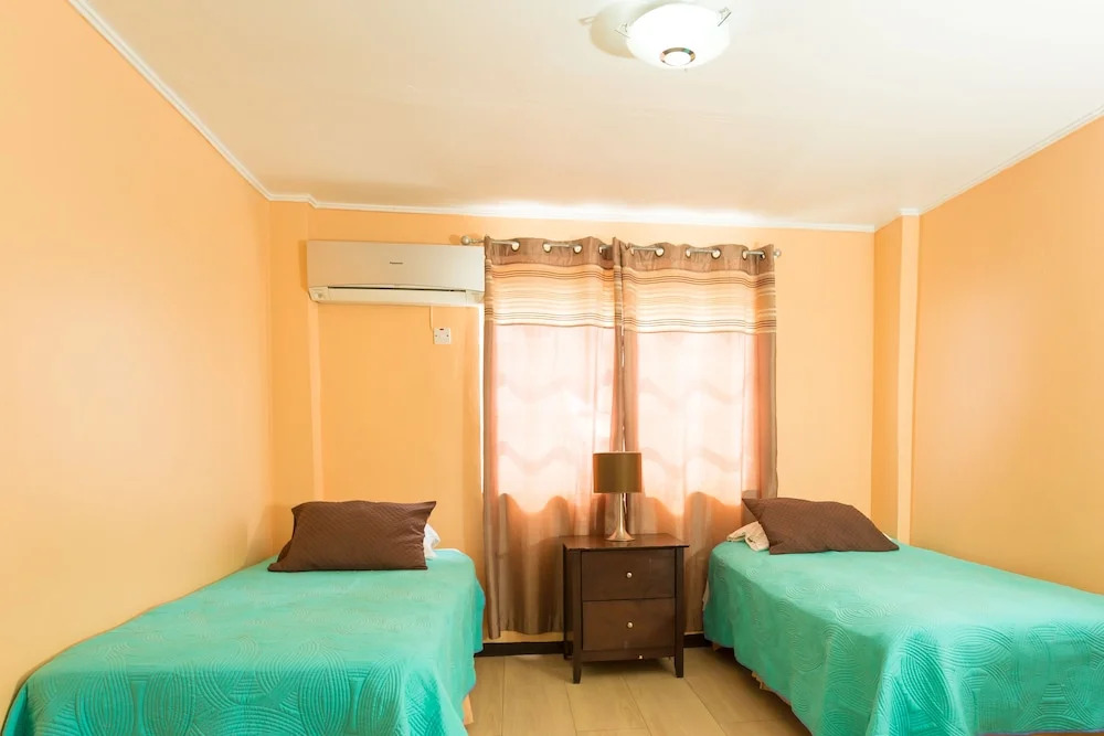 New Kingston Guest Apt at Dorchester