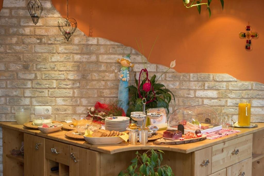 Hölzl Bed & Breakfast
