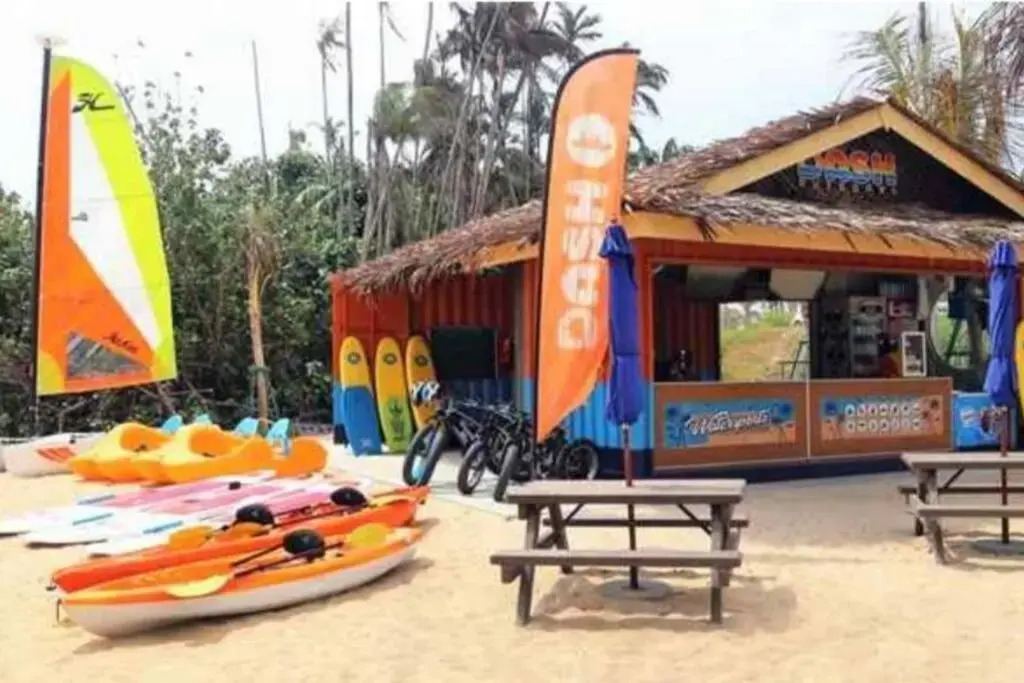 Desaru M'Cozy/12pax/Mini Pool/ Waterpark/BBQ/WIFI