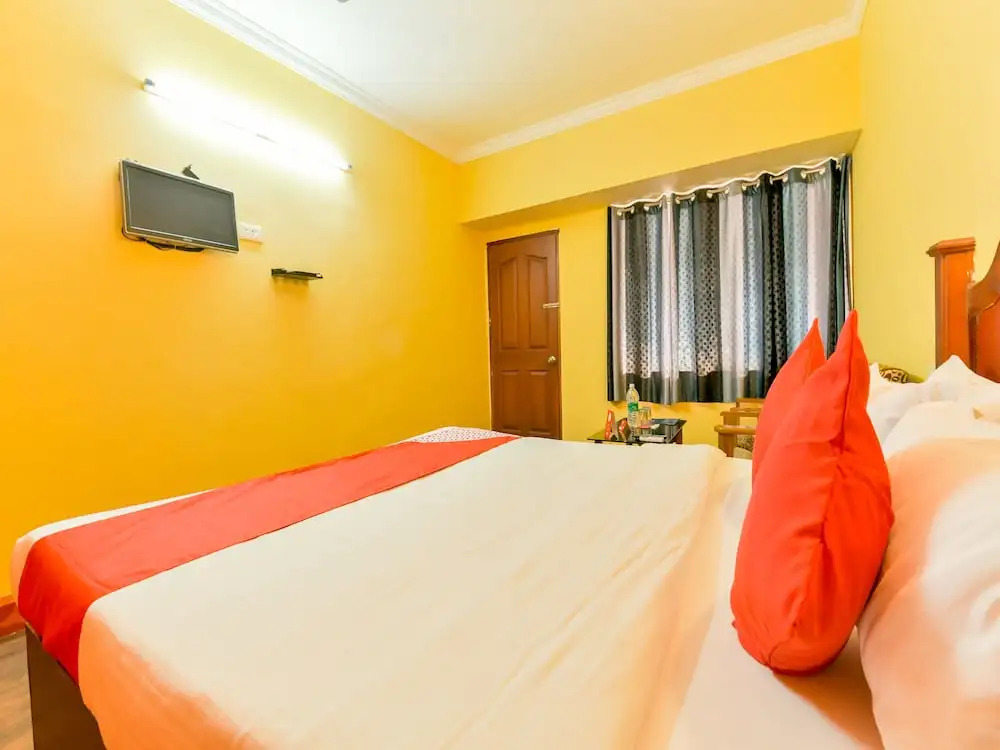 OYO 5237 Island Lake Resort
