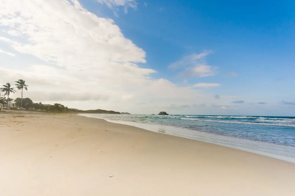 Agua Dorada Beach Hotel by Lidotel