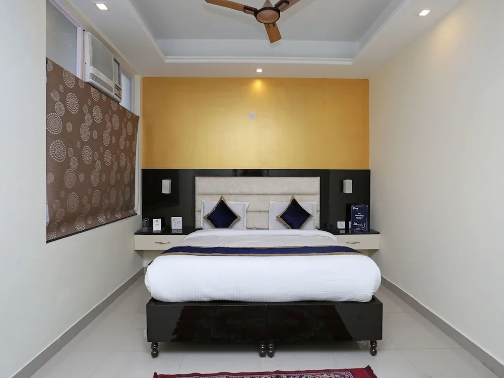Century Grand By OYO Rooms