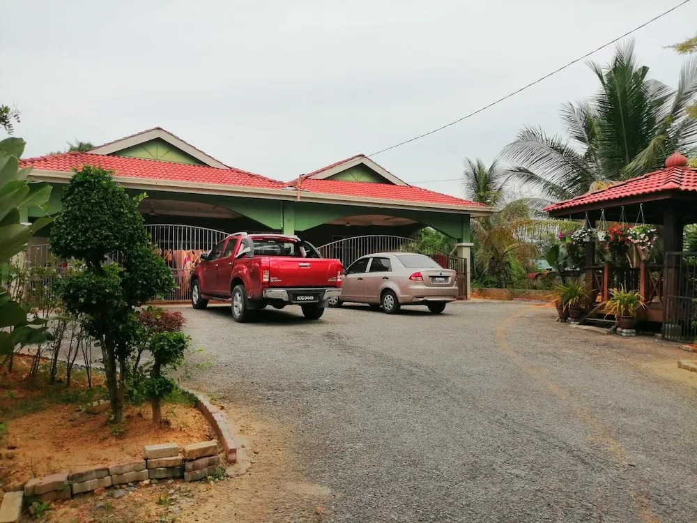 HOMESTAY DSUKA MENANTI