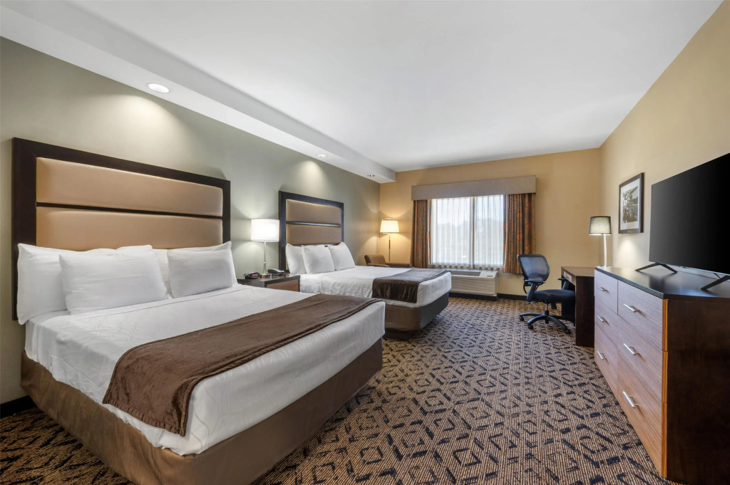 Best Western Plus College Park Hotel