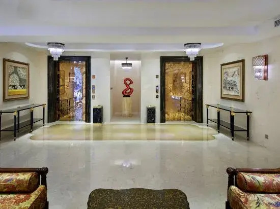 Count Diamond Hotel
